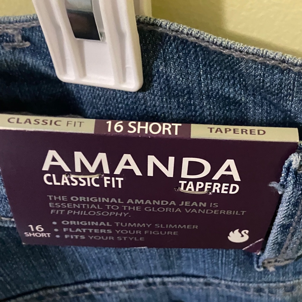 NWT Gloria Vanderbilt jeans - Picture 3 of 4
